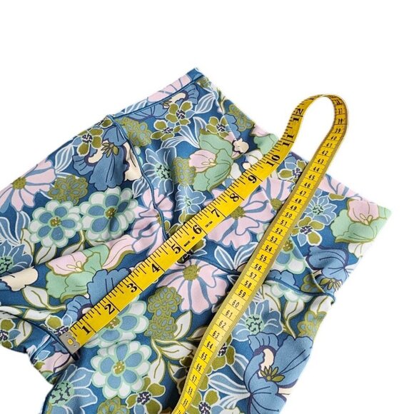 Aerie Real Me Crossover Waist 7/8 Leggings, Floral, Stretch, Size Medium - Picture 4 of 9